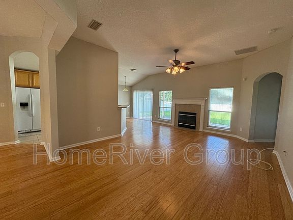 3rd image of 3610 Silver Bluff Blvd