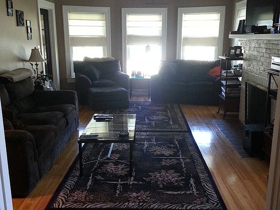 2nd image of 2506 E Genesee St