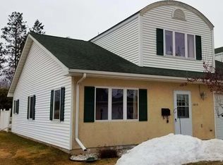 1077 SW 2nd Ave, Grand Rapids, MN 55744