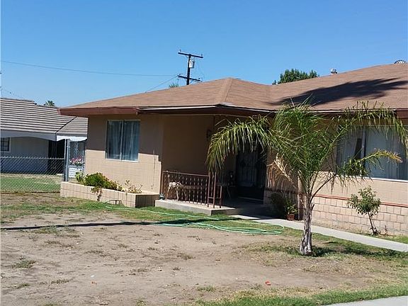 3rd image of 40490 Revere Ave