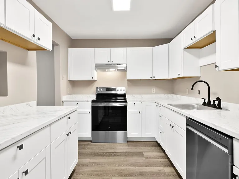 3463 Blackwood Dr — Photo 1
