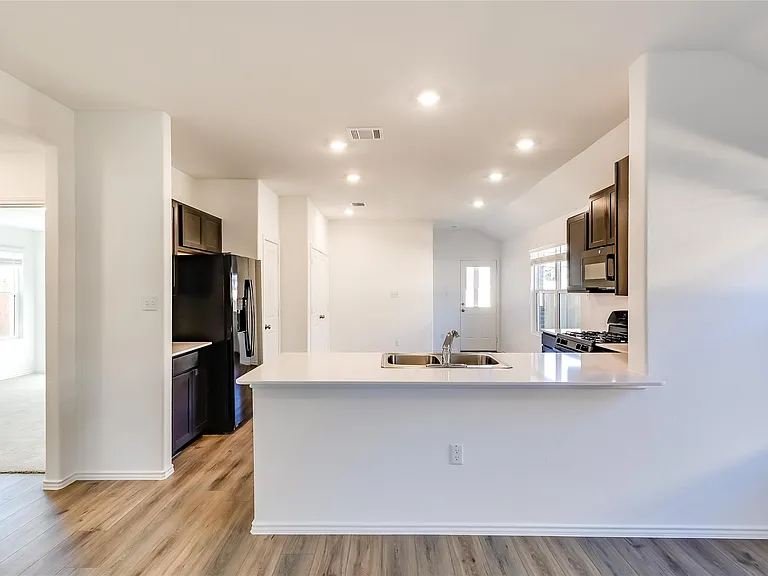 318 Canley Loop — Photo 9