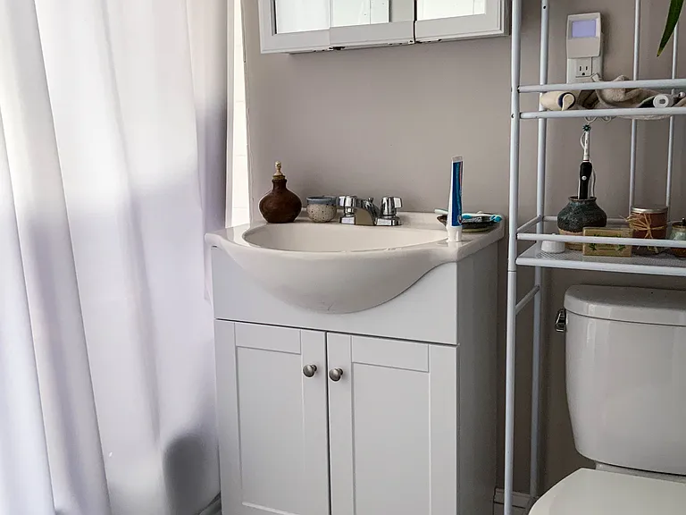 23 Lanark Rd #14 — Photo 3