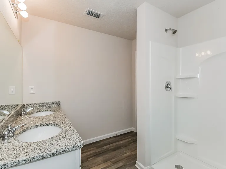 45335 Red Brick Dr — Photo 9