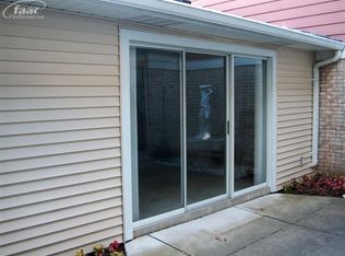 529 Parke Ct, Grand Blanc, MI 48439