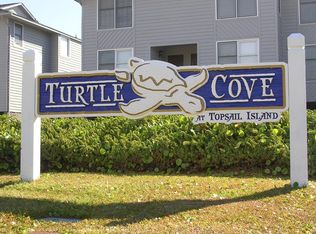 125 Crosswinds Dr, Surf City, NC 28445