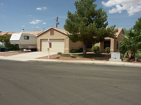 1st image of 428 Banyon Wood St