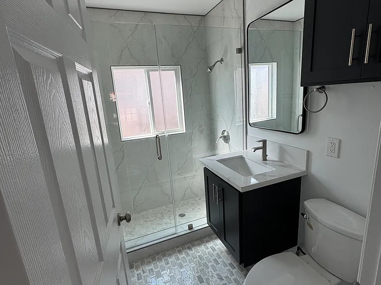 2609 W Avenue 31 — Photo 7
