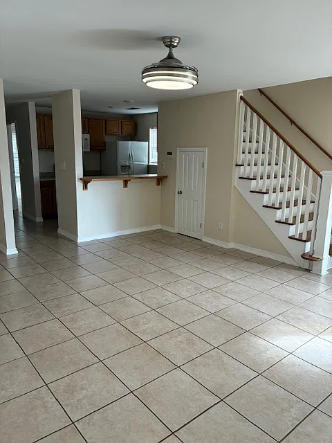 2518 Marshall Road - B — Photo 2
