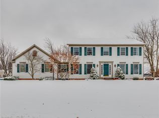 6572 Thornbriar St NW, Canton, OH 44718