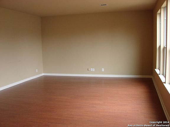 3rd image of 8703 Redbud Wds