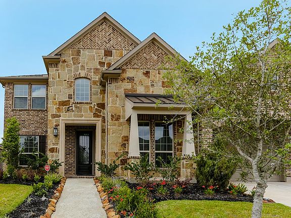 2nd image of 2623 Orleans Way