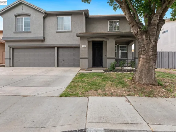 632 Skimmer Dr, Patterson, CA 95363