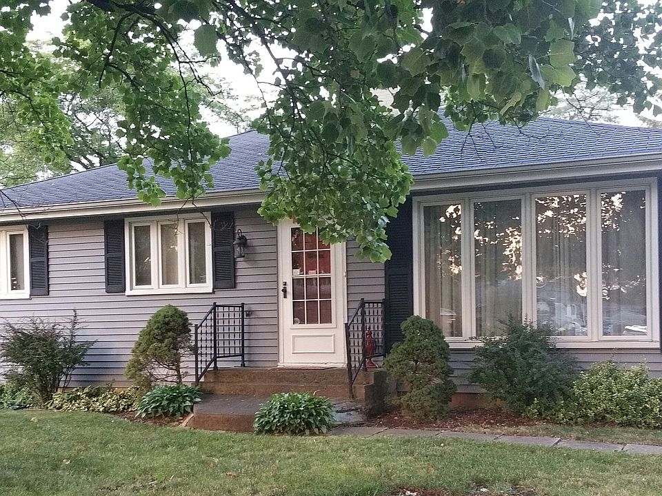 1st image of 521 N West Ave
