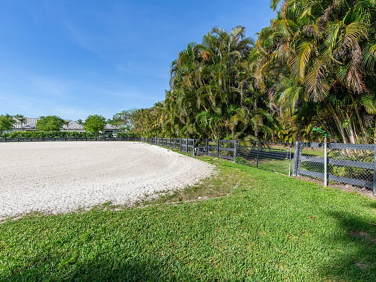 2583 Appaloosa Trl — Photo 28