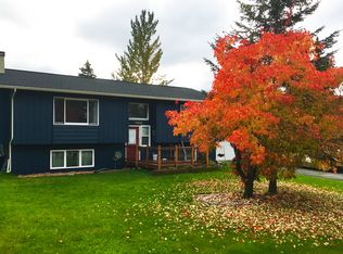 17806 Kantishna Dr, Eagle River, AK 99577