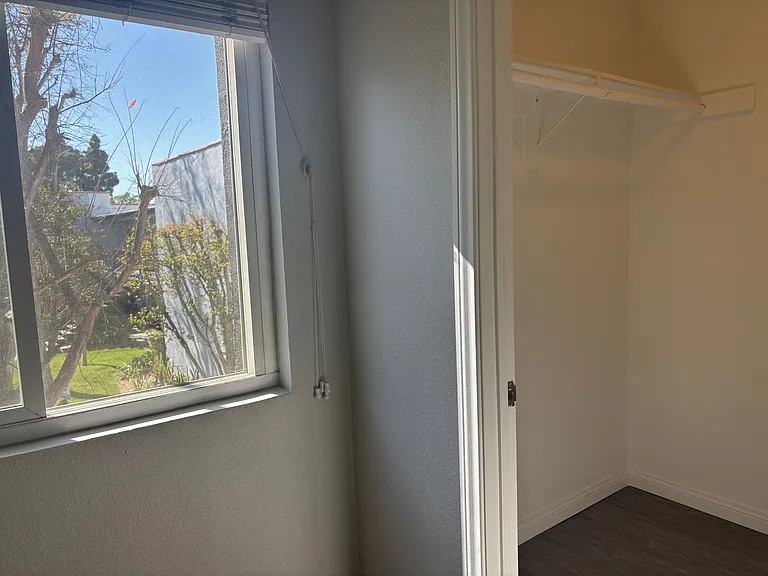 Villa Serrano Apartment Homes — Photo 86