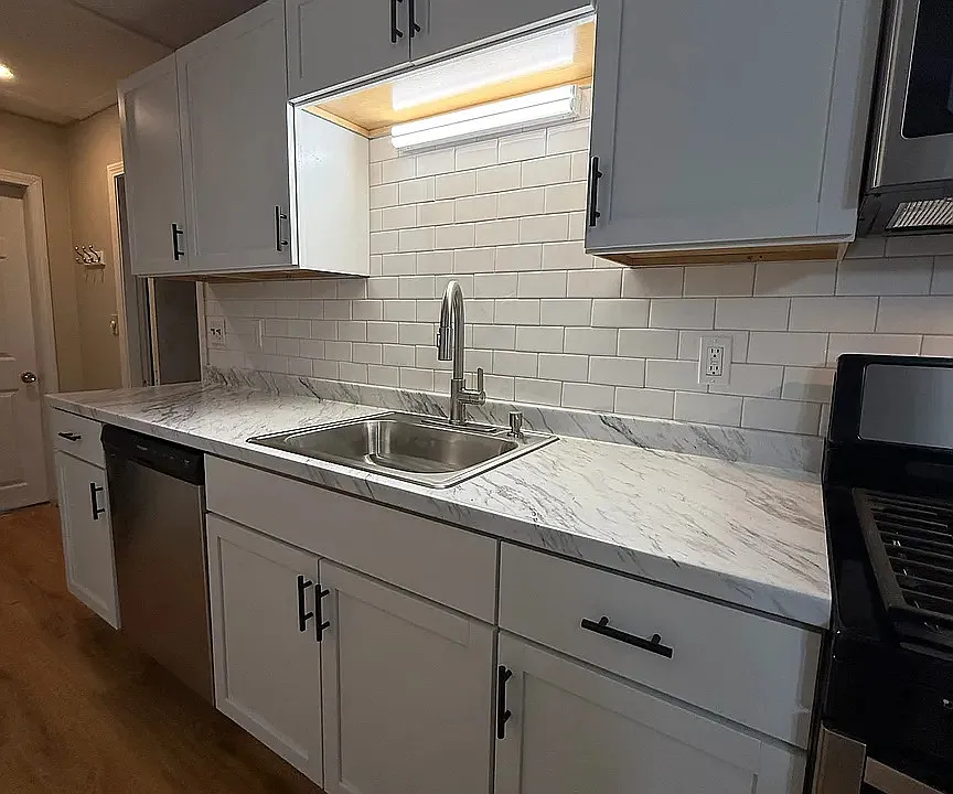 2 Wachusett St #4B
