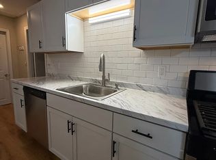 2 Wachusett St #4B, Lowell, MA 01850