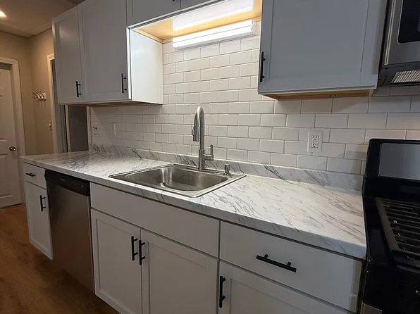2 Wachusett St #4B