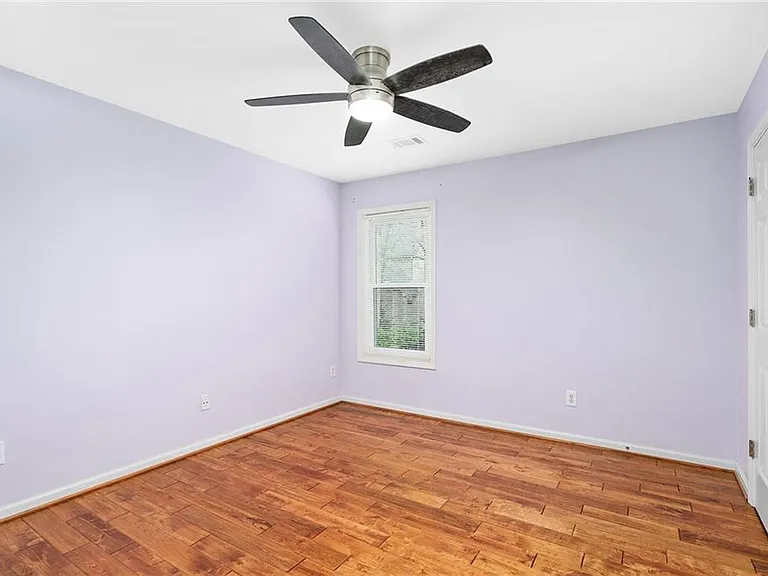 560 Kimball Crest Ct — Photo 29