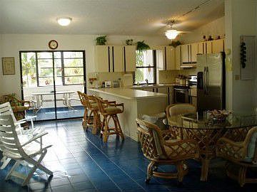 3rd image of 153 El Capitan Dr