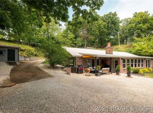 148 Hendrix Haven Dr, Sunrise Beach, MO 65079