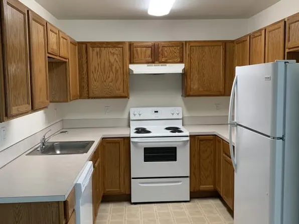 221 NW 3rd St APT 3, Newport, OR 97365