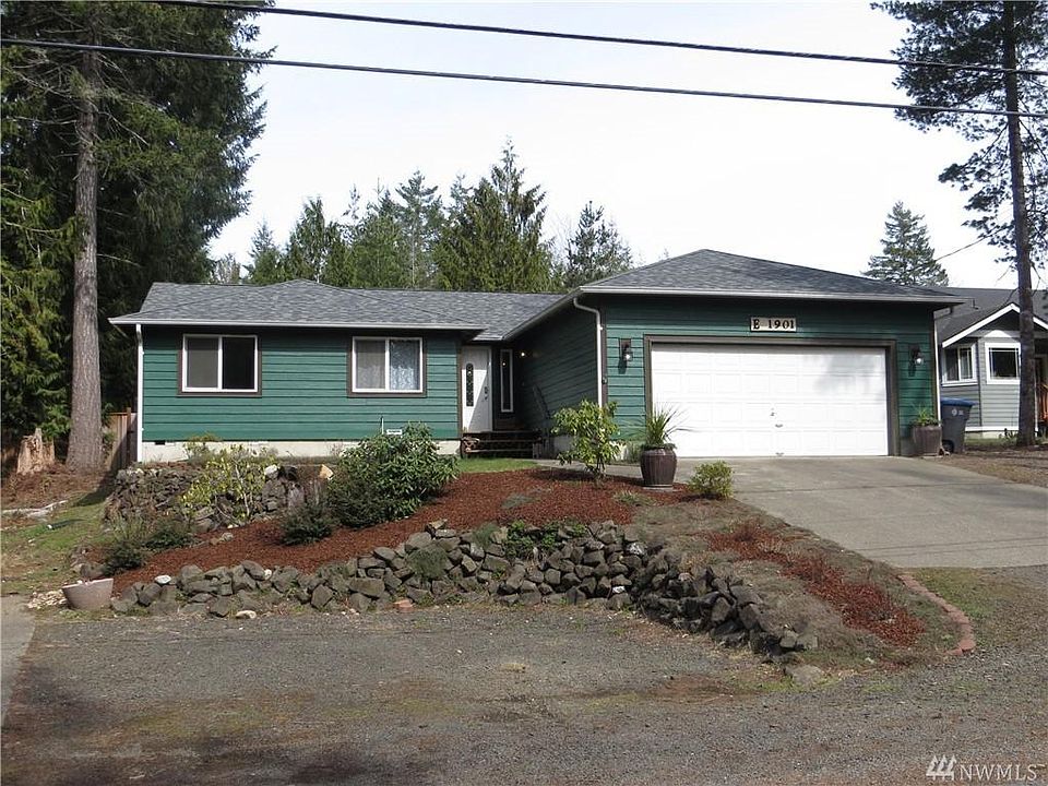 1st image of 1901 E Saint Andrews Dr N