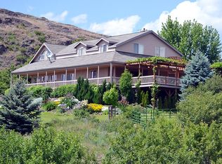 5061 Hunters Campground Rd, Hunters, WA 99137