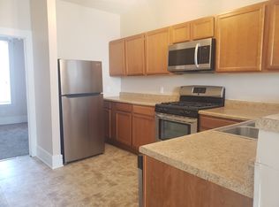 2423 S 9th St #B, Saint Louis, MO 63104