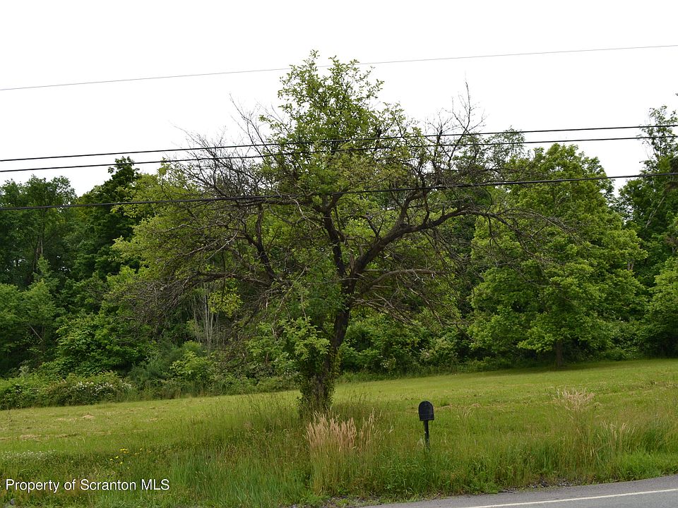 2nd image of Carbondale Rd
