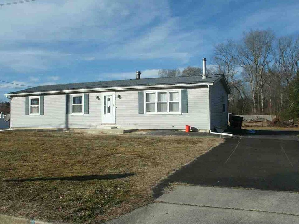 2nd image of 302 Franklin St