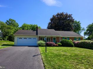 1520 Springside Dr, Lancaster, PA