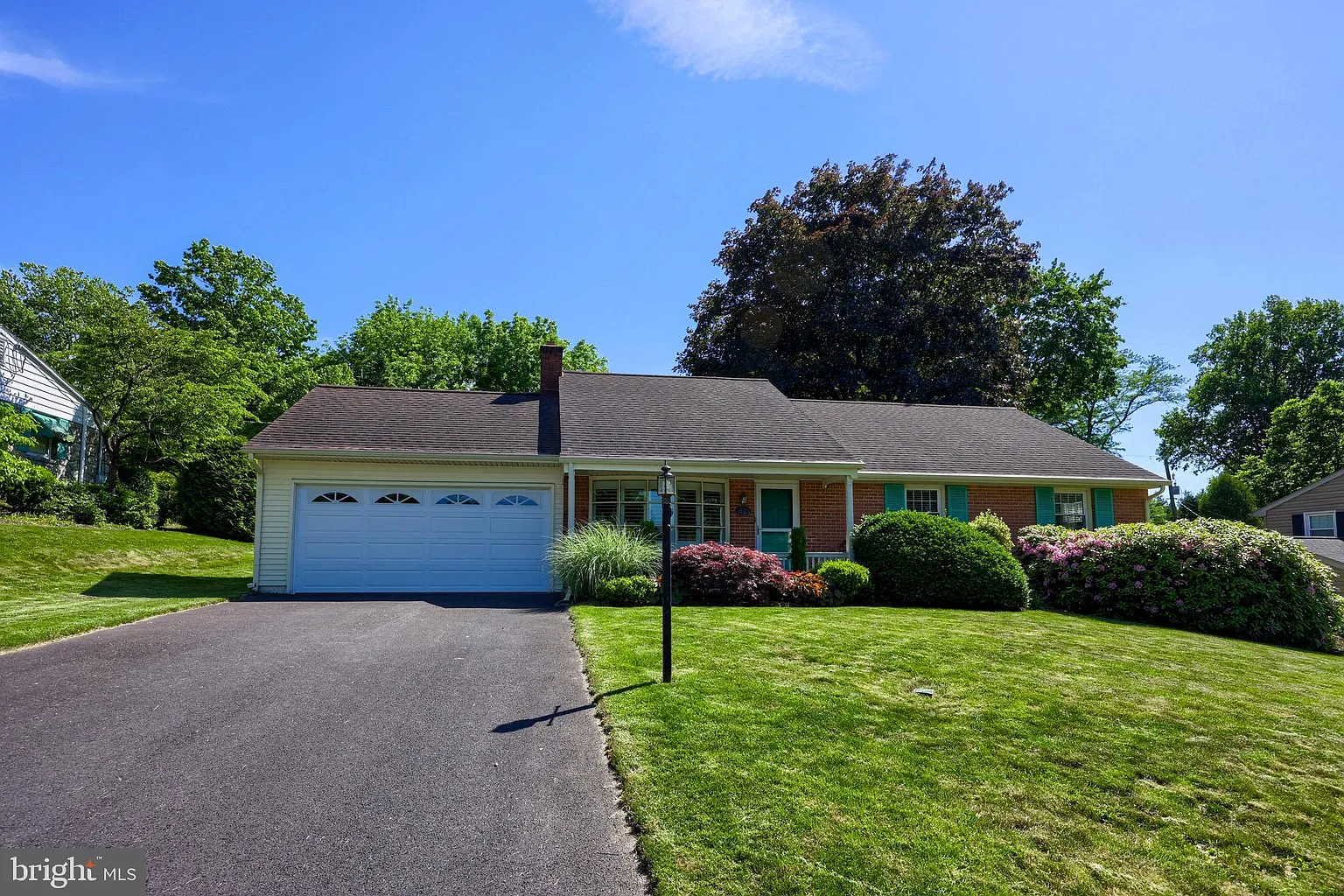 1520 Springside Dr photo 1