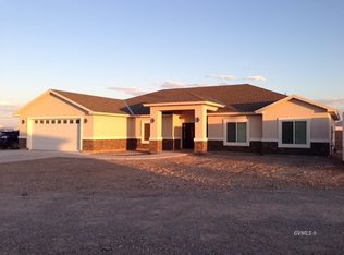 3205 W Opportunity Ln, Thatcher, AZ 85552