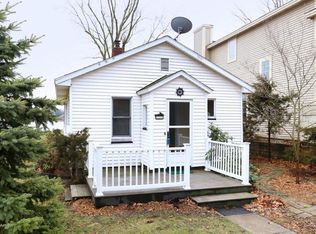 1433 Glenwood Ave, Muskegon, MI 49445