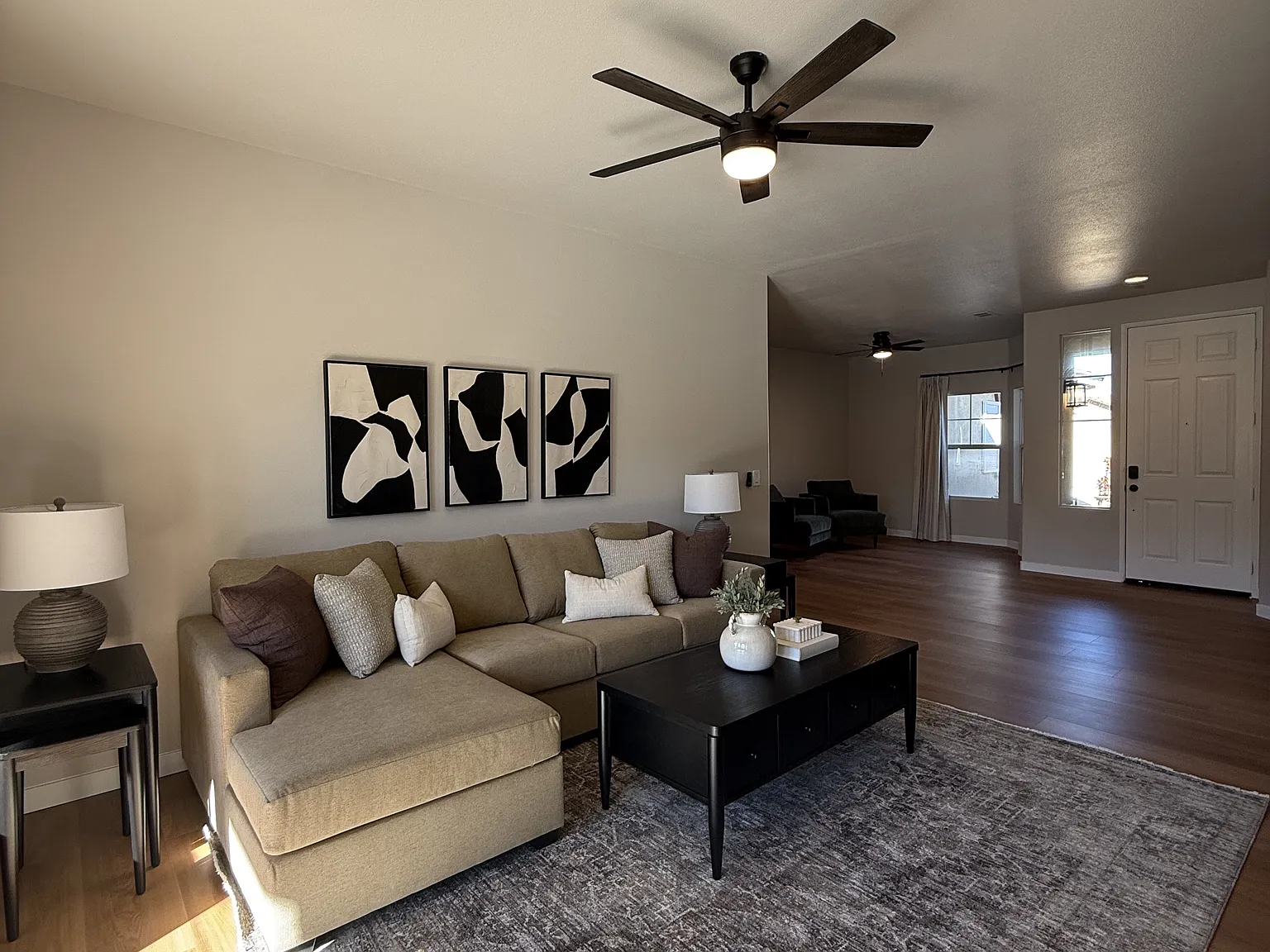 4 bed, 2236 sqft, $5,000 — Photo 3