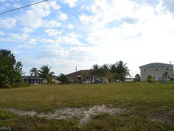 2nd image of 707 NW 18th Pl