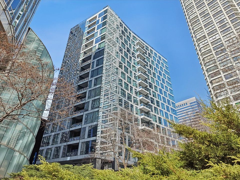 1st image of 403 N Wabash Ave #14B