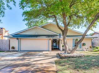 905 Via Balboa, Mesquite, TX 75150
