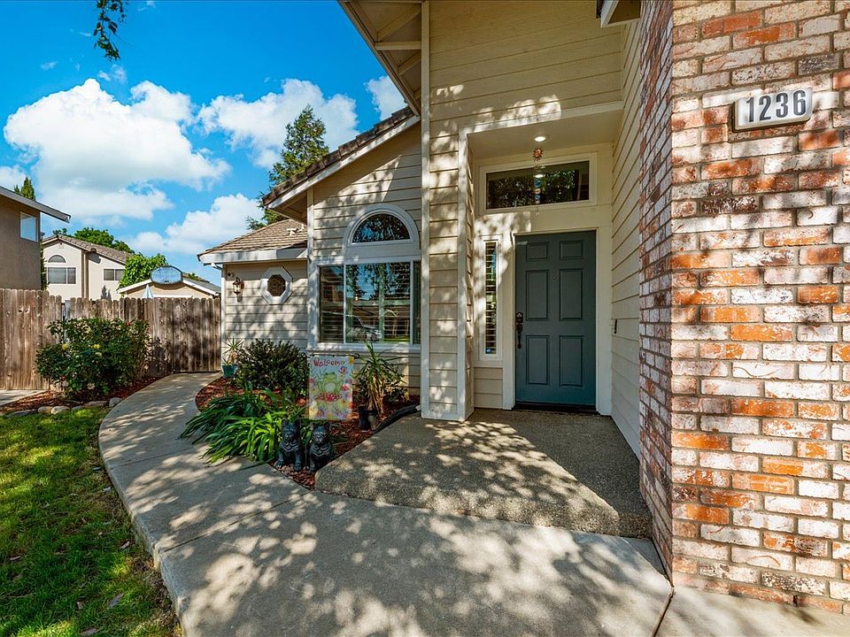 1st image of 1236 Notre Dame Circle