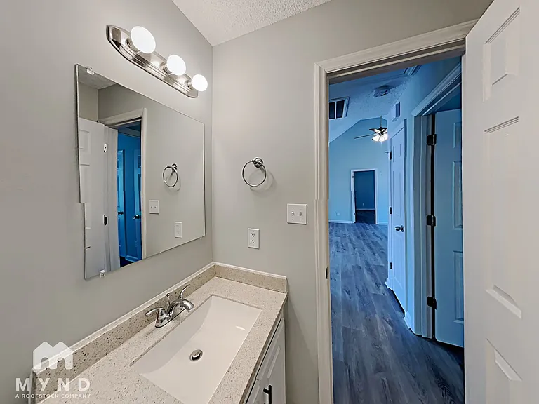 512 Basswood Way — Photo 13