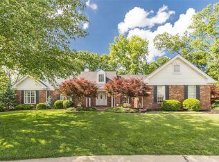 849 Timber Glen Ln, Ballwin, MO 63021