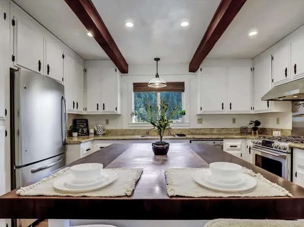 11269 E Bennett Rd, Grass Valley, CA 95945