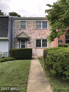 10450 Armstrong St, Fairfax, VA, 22030