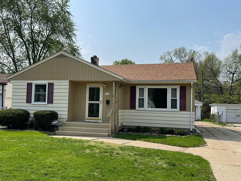 1st image of 1704 Midway Dr