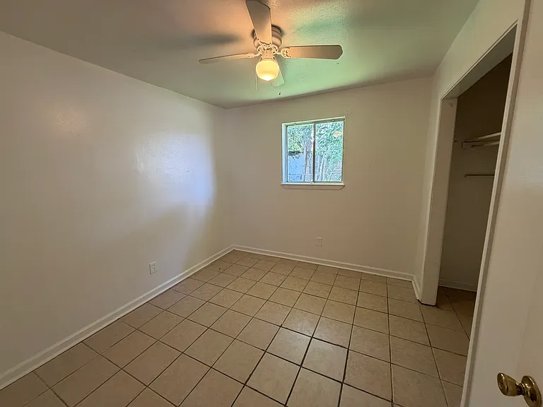 7832 Dorsett Dr — Photo 7