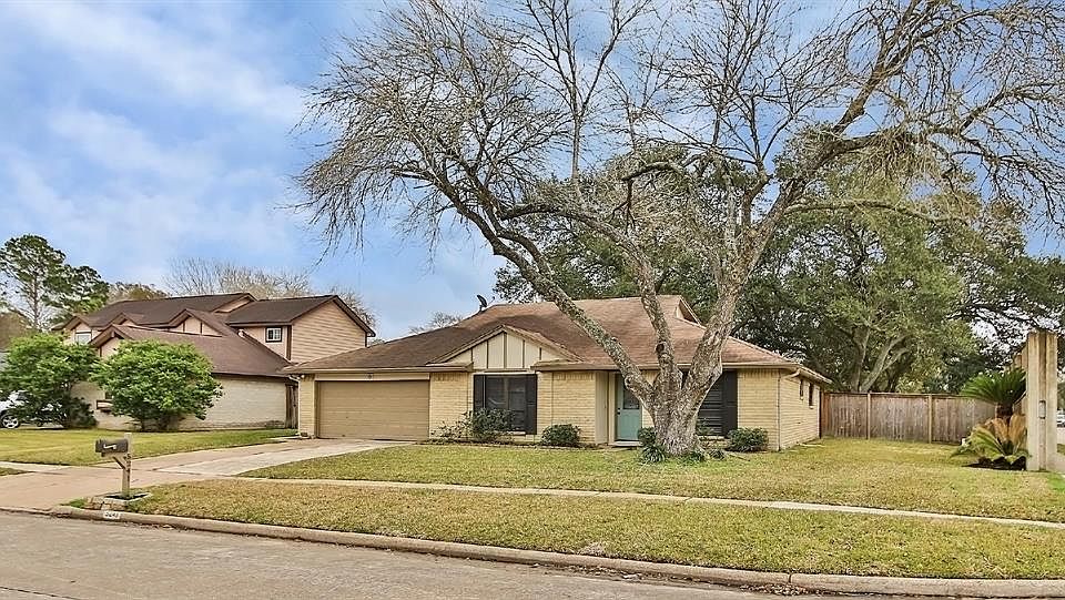 1st image of 5241 Courtney Ln