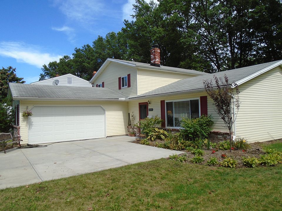 1st image of 6053 Paisley Dr